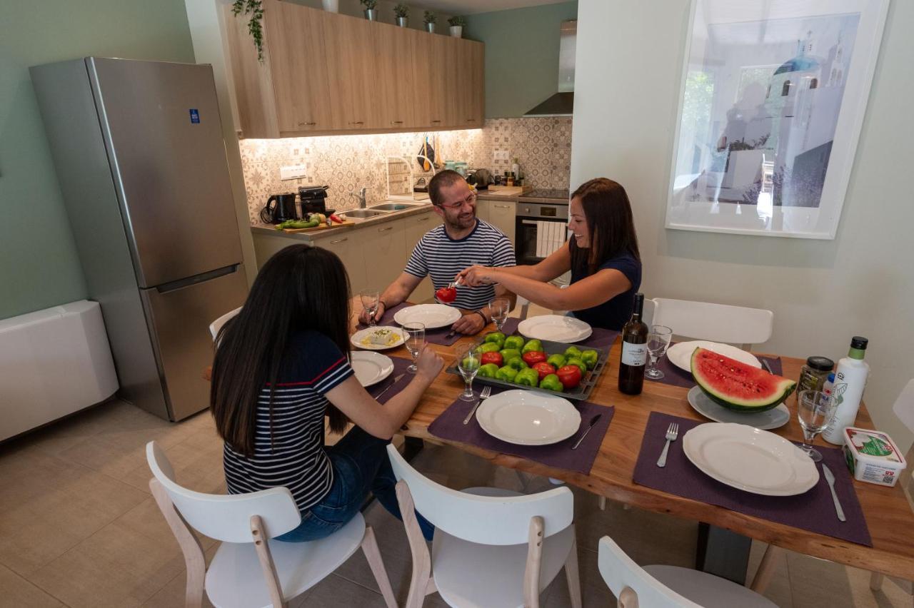 Linas Home - Kalamata Mediterranean Villas Екстер'єр фото