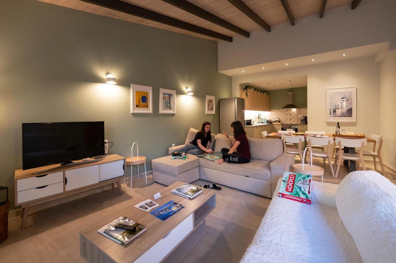 Linas Home - Kalamata Mediterranean Villas Екстер'єр фото