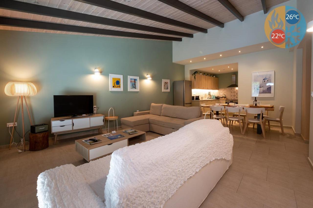 Linas Home - Kalamata Mediterranean Villas Екстер'єр фото